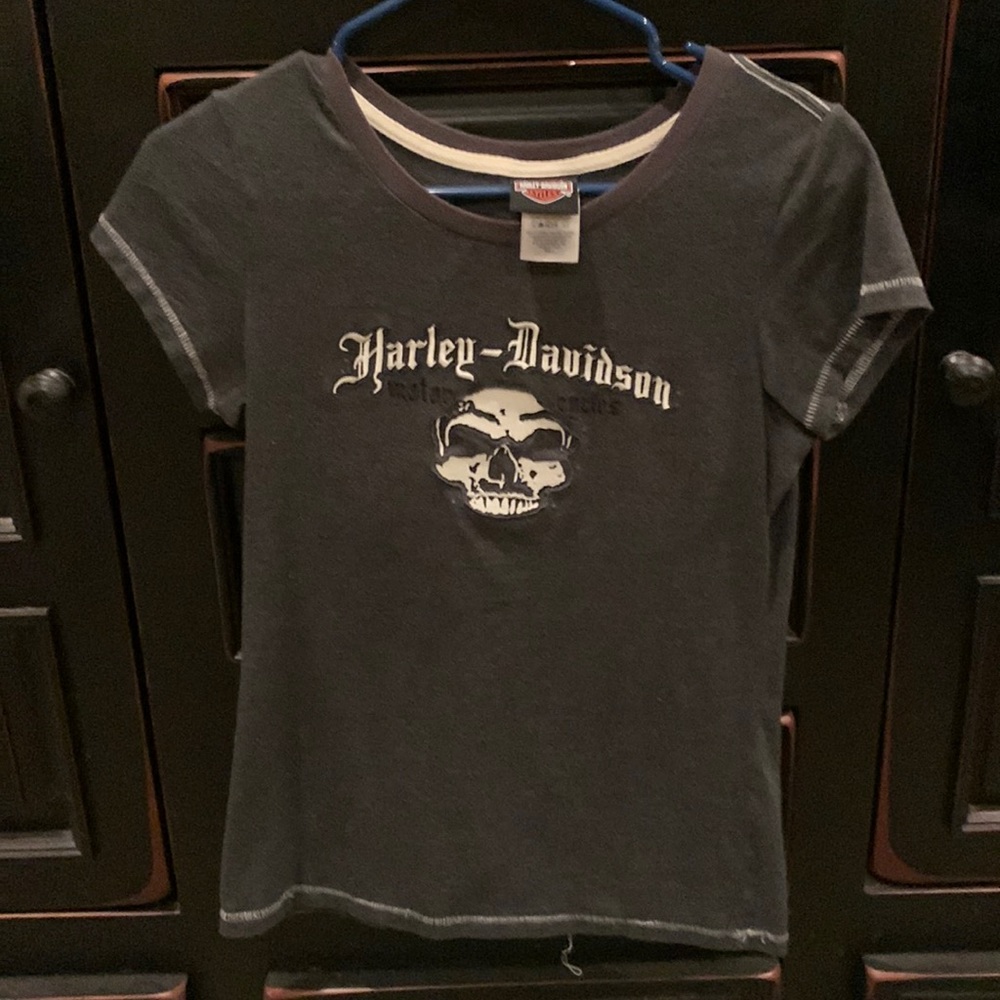Gently worn ladies HD t-shirt